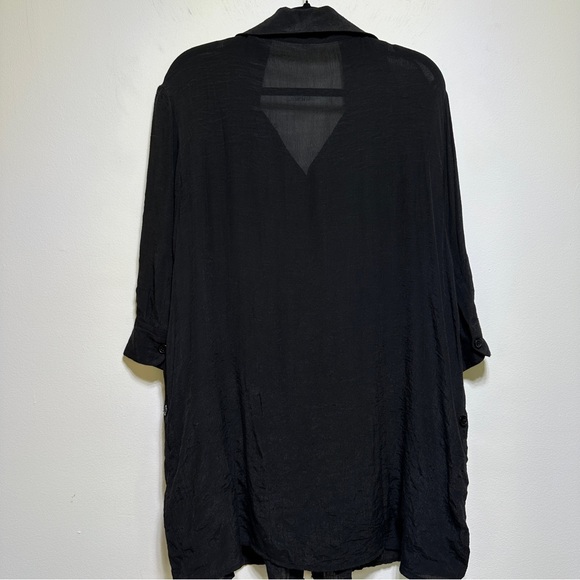 Black Button-Up Silk Tunic - Picture 8 of 10
